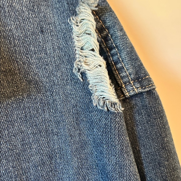 Refuge Distressed Blue Denim Jacket - Picture 5 of 11